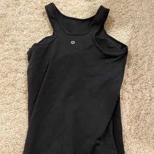Lululemon workout tank!!
